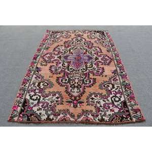 Alfombra turca de área grande Vintage, diseño clásico de retazos rectangulares de 5,1x7,2 pies, látex de algas marinas de lana rosa y púrpura para uso en pasillos - Product Image 1