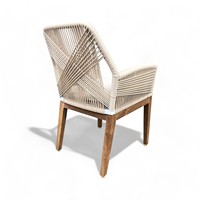 Ensemble de canapés et fauteuils d'extérieur en teck au design traditionnel avec coussins imperméables et résistants aux UV pour hôtels, salles à manger et pelouses