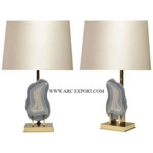 Lampes à LED Lampes de table au sol Lampes de table décoratives de la plus haute qualité pour le bureau Cadeaux de mariage Lampe éclaircissante à un prix attractif - Product Image 4