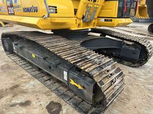 Excavadora sobre orugas de 20 toneladas Komatsu de Japón de excelente rendimiento, precio barato usado a la venta, incluido el rodamiento de engranajes del motor - Product Image 4