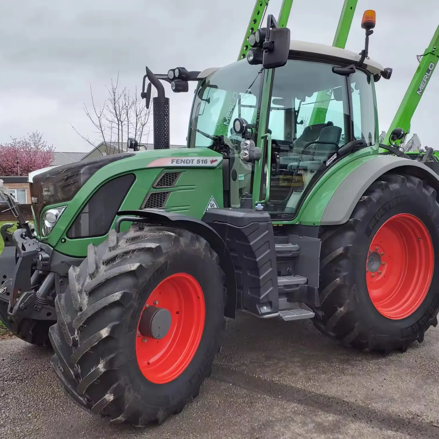 Used 4x4 Wheel Drive Tractor Fendt 1050 Vario Tractor 4WD 120HP Fendt 516 Tractor For Agricultural Farm Work