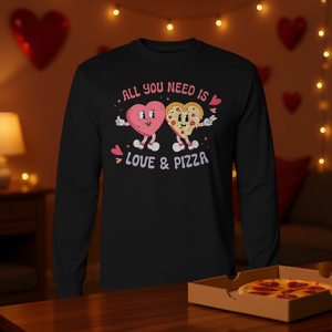 Camiseta Retro de Manga Larga para el Día de San Valentín con la Frase 'All You Need Is Love and Pizza' para Promociones - Product Image 3