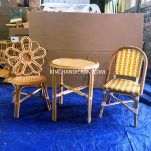 Chaise Enfant en Rotin Naturel Faite à la Main pour Location de Fêtes d'Anniversaire et Événements Enfants – Vente Directe Usine - Product Image 4