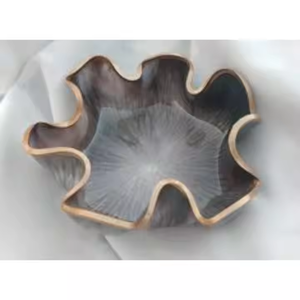 Cuencos de resina de moda con diseños de vanguardia adecuados para espacios contemporáneos del hogar y la cocina de Crescent Crafts - Product Image 6