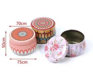 Nouvelle idée de produit : récipient rond en verre fait à la main pour bougie aromatique de Noël avec un design sans couture en or rose mat blanc noir - Product Image 2