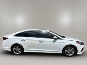 Hyundai Sonata Limited FWD - Product Image 5