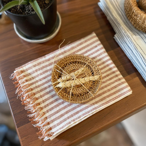 Posavasos de Ratán Reutilizables Hechos a Mano para Protección de Mesa, Bandeja de Aislamiento Térmico para Vasos, Accesorio de Decoración para el Hogar - Product Image 5