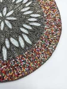 Mantel Individual con cuentas, cargador redondo hecho a mano para comedor de lujo y decoración de vacaciones, pieza única hecha a mano con cuentas, mantel, inauguración de la casa - Product Image 6