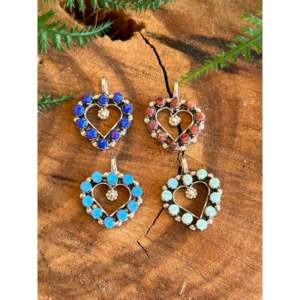 Colgante de Corazón de Ópalo y Plata de Ley Hecho a Mano por Zuni, Amuleto Religioso - Product Image 1