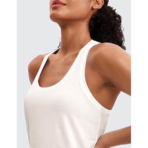 Hauts d'entraînement pour femmes Racerback débardeurs athlétiques chemises de course t-shirt sans manches à séchage rapide - Product Image 6