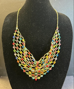 ¡Hermoso! Collar de estilo bufanda con cuentas de cristal Swarovski y tono dorado con flecos Bandana con cuentas - Product Image 1