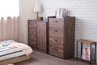 Table de chevet haute personnalisable de style moderne pour chambre et appartement, en panneaux de particules/MDF avec finition stratifiée papier