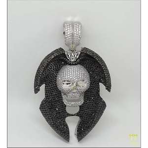 Pendentif Crâne Glacé en Argent Sterling 925 Certifié GIA, Style Hip Hop, Orné de Diamants Moissanite Brillants, Idéal pour un Cadeau d'Anniversaire - Product Image 2