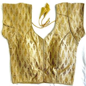 Blusa de seda banarasi, blusa con diseño abierto en la parte delantera, sin gancho en esta blusa, blusa con cuello redondo - Product Image 1