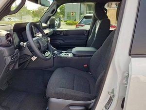 ใหม่ สำหรับ โตโยต้า แลนด์ ครุยเซอร์ รุ่นเบส ขับเคลื่อนสี่ล้อ ไฮบริด แม็กซ์ พรีเมียม ไฮบริด เบนซิน/ไฟฟ้า V6 เทอร์โบ เกียร์อัตโนมัติ - Product Image 2