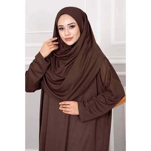 Vestido de oración Hijab con bolsa de transporte marrón - Product Image 5