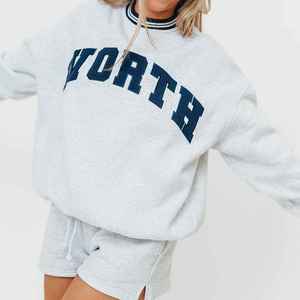 Sudadera de cuello falso largo de Invierno para mujer personalizada con bordado negro Love Hurts Design - Product Image 2