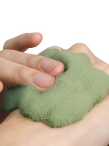 Mascarilla Facial de Burbujas de Albahaca Sagrada P.CALM, Mascarilla de Limpieza Profunda con Burbujas de Oxígeno, Cuidado de los Poros, Calmante - Product Image 2