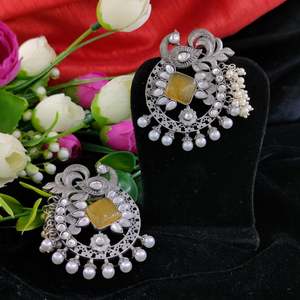 Exquisitos Pendientes de Piedra Monalisa con Diseño de Pavo Real Oxidado de Vjoshijewels, Encanto Rústico, Atractivo Atemporal que Agrega Sofisticación y Moda - Product Image 1