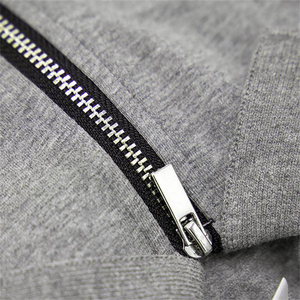 เสื้อยืดโปโลสำหรับผู้ชายเสื้อโปโลปักลายผ้าฝ้ายเสื้อโปโลปักโลโก้ได้ตามต้องการแบบลำลองสีขาว100% - Product Image 3