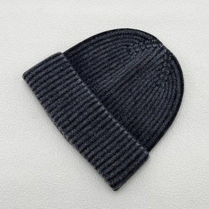 Gorro de punto de lana Retro para hombres y mujeres, gorro sencillo cálido Vintage sólido para Otoño e Invierno para viajes - Product Image 2