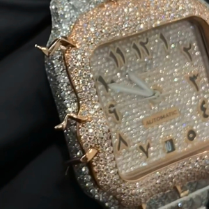 Reloj de Moda Personalizado con Incrustaciones de Diamantes Moissanite VVS, Estilo Hip Hop, Regalo Unisex - Product Image 2