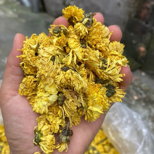 Fleurs de marguerite de camomille séchées écologiques naturelles du Vietnam Matériel parfumé pour les projets de bricolage et aromatiques - Product Image 1