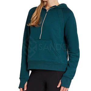 Sweat-shirt d'hiver personnalisé pour femmes avec capuche et demi-fermeture éclair Style Streetwear Logo avant Fabriqué au Pakistan en gros - Product Image 3