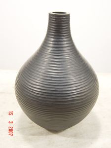 Vase à fleurs en métal et cuivre patiné pour les fonctions de mariage et bien d'autres - Product Image 3