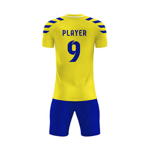 Uniformes de football professionnels en gros, impression par sublimation personnalisée, haute qualité, séchage rapide, noms et logos d'équipe personnalisés, prix bas - Product Image 3