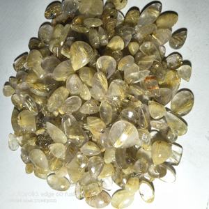 ควอตซ์รูไทล์สีทองธรรมชาติขายส่ง คุณภาพสูง พลอยหลวม รับรองโดยผู้ตรวจสอบบุคคลที่สาม รูปทรงคละ ขนาด 20-45 มม. น้ำหนัก 8-12 กรัม - Product Image 4