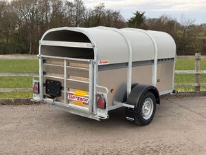 NEW/USED 15LT 8' x 4' Livestock <b>Trailer</b> Manufacturer Livestock Horse and Poultry Semi-<b>Trailer</b> at Cheap Price - Product Image 2