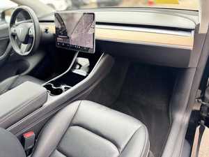 Modelo Y 2024 de Largo Alcance, Tracción en las Cuatro Ruedas, Eléctrico, Automático, R17, Usado, Volante a la Izquierda, Asientos de Cuero con Calefacción, Techo Panorámico - Product Image 5