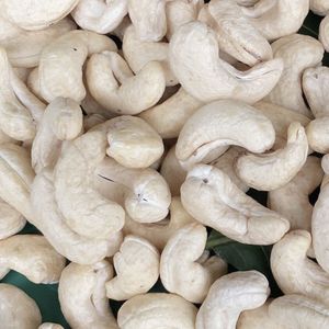 Factory Directly Organic Dry <b>Nuts</b> Cashew W240 Commercial Quality Santigo Vietnam Factory With Custom Packaging - Product Image 1
