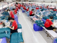 Robes Filles Bébé Fille Bonne Qualité Prince Noël Smocké Pour Robe Enfants Vietnam Fabricant ODM OEM Manches Courtes Décontracté