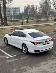 Lexus ES 300h Edición Limitada Usado - Product Image 3