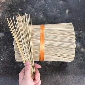 Bâtonnets de bambou de qualité alimentaire parfaits pour les grillades, le barbecue, les apéritifs et la restauration, 100% naturels, jetables et biodégradables - Product Image 4