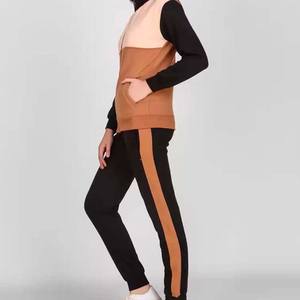 Ensemble de survêtement décontracté pour homme à capuche, 2 pièces, nouveau design 2026, logo personnalisé, écologique, 100% coton, uni, respirant, noir - Product Image 3