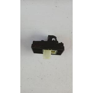 Pulsante Alzacristallo Posteriore Destro KIA CEED Sportwagon Serie (CD) (18>) 40B522-1500 - Product Image 3
