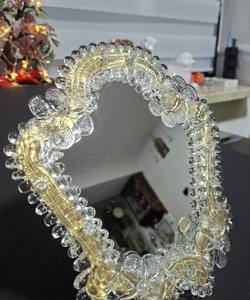 Miroir vénitien avec ornements en verre de Murano, élégance artisanale - Product Image 3