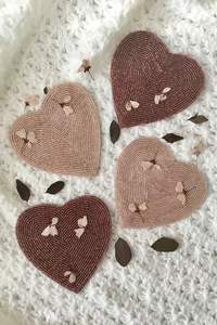 Cuteness Choice hecho a mano con cuentas estrella de mar cuatro posavasos bordado en acabado hecho a mano de alta calidad por Hiba Enterprises - Product Image 3