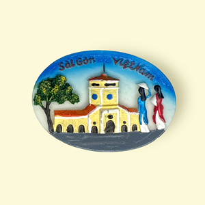 L'aimant Scenic Vietnam orne votre espace avec un rappel en résine vibrante de l'amour et de l'exploration du Vietnam - Product Image 4