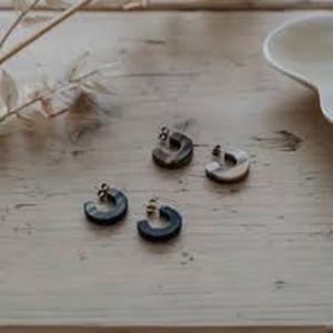 Pendientes de Cuerno de Búfalo Impermeables de la Mejor Calidad en Oferta para un Estilo de Vida Saludable, Producto de Joyería Más Demandado - Product Image 1