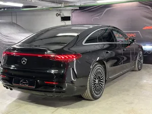 2021 M B EOS 580 Lithium Battery 110kWh Double Drive Motor AWD Leather Seats 6-Seater Rear <b>Camera</b> <b>Panoramic</b> Sunroof HATCHBACK - Product Image 4