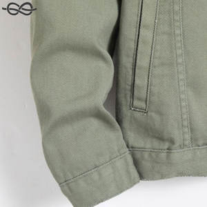 แจ็คเก็ตยีนส์มีกระเป๋าผ้าฝ้าย100% สำหรับผู้ชายสีเขียวล้วนกระดุมแถวเดียวคอเสื้อคอสูง - Product Image 3