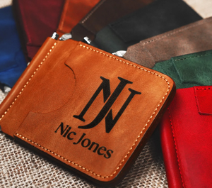 Clip para Billetes de Cuero Personalizado de Alta Calidad, Cartera Delgada Hecha a Mano, Regalo para Padrinos de Boda - Product Image 2