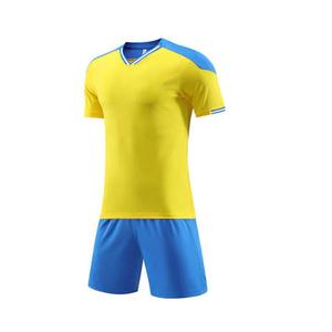 Ensemble de maillots de football vierge de nouvelle conception, uniformes de football en polyester à séchage rapide pour hommes, maillots de l'équipe de football, impression de logo personnalisée - Product Image 6