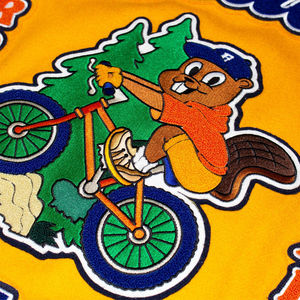 เสื้อแจ็กเก็ตบอมเบอร์ทีมเบสบอลผ้ากำมะหยี่แขนเสื้อหนังปักลายสำหรับผู้ชาย - Product Image 5