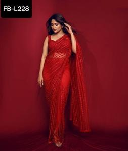 Sari indien de style Bollywood magnifique en tulle avec un chemisier orné de fils de séquence arc-en-ciel laiteux fantaisie pour les occasions de fête - Product Image 1