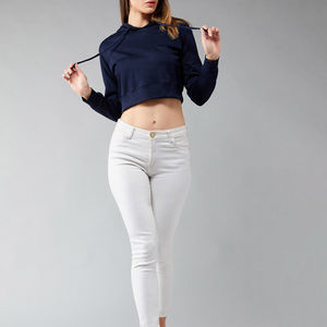 Vente en gros de sweats à capuche courts pour femmes de haute qualité, style streetwear, couleur personnalisée sur le devant, sweat à capuche court pour femmes à manches longues - Product Image 5